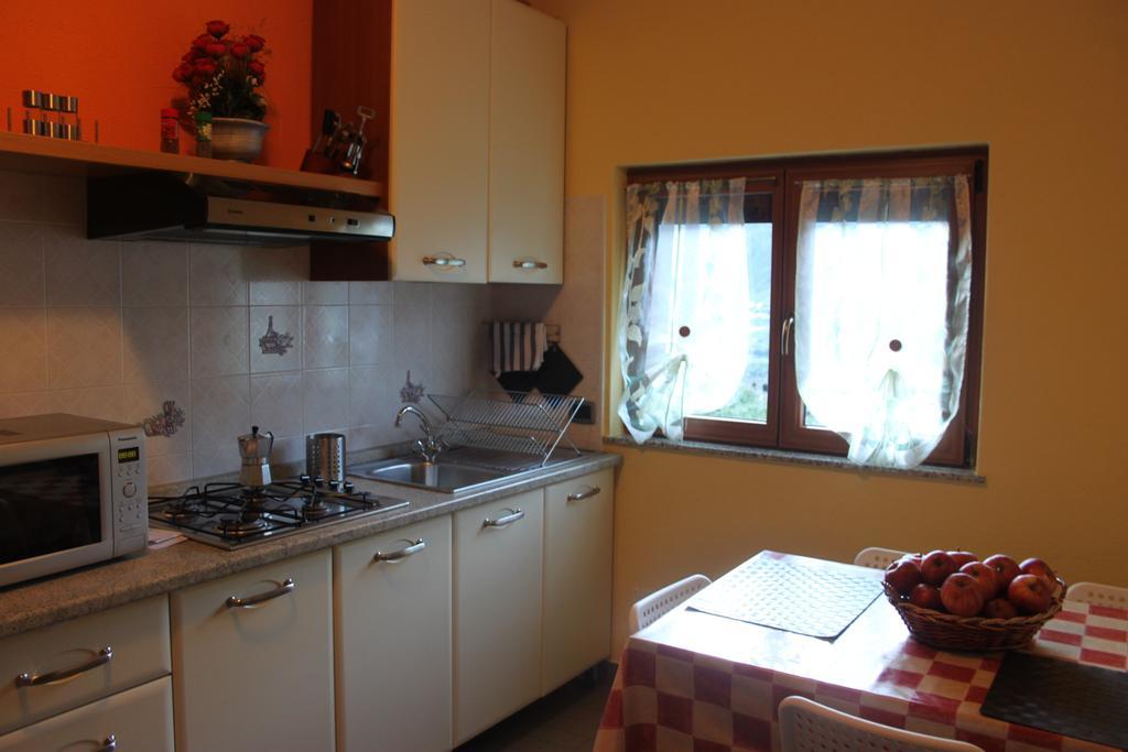 La Madonnina Apartamento Villa di Tirano Quarto foto